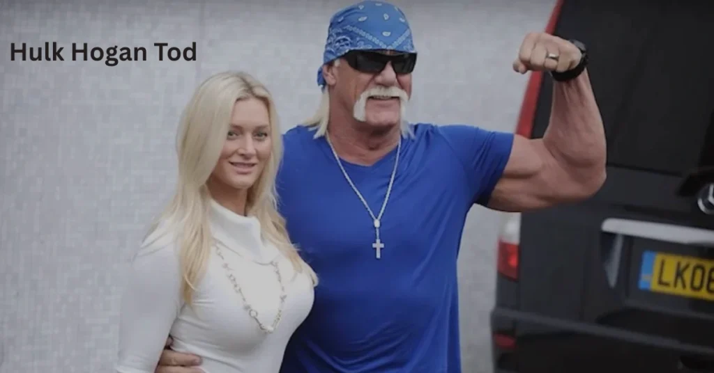 Hulk Hogan mit Sonnenbrille und Bandana bei einem WWE-Auftritt im Jahr 2005