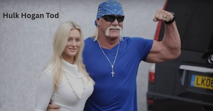 Hulk Hogan mit Sonnenbrille und Bandana bei einem WWE-Auftritt im Jahr 2005