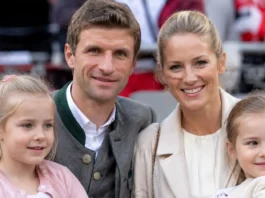 Thomas Müller Familie: Ehefrau Lisa, Kinder und sein Privatleben Thomas Müller Familie